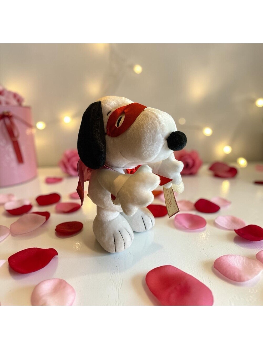 Hallmark Snoopy Kissing Bandit Animated Plush Sound Motion 12" Works Peanuts